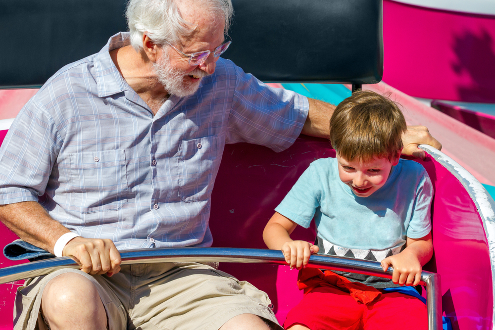 theme park tips for seniors